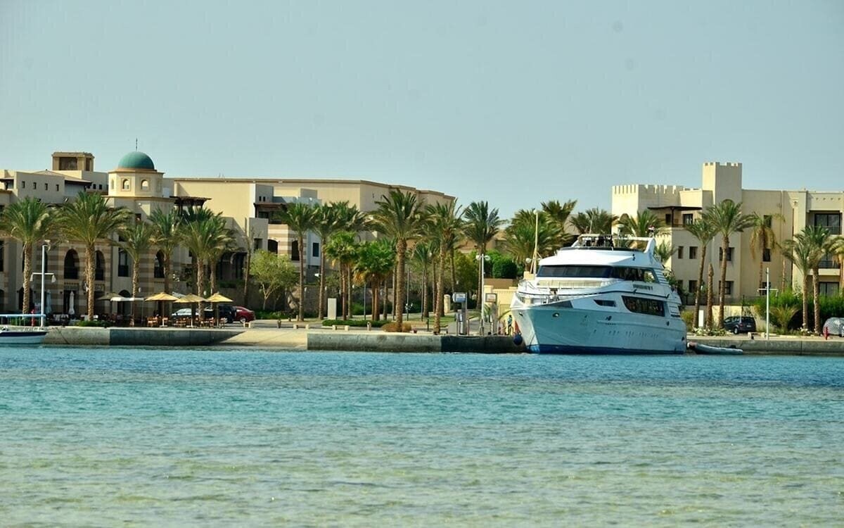 Готель Resta Club Marina View 3*